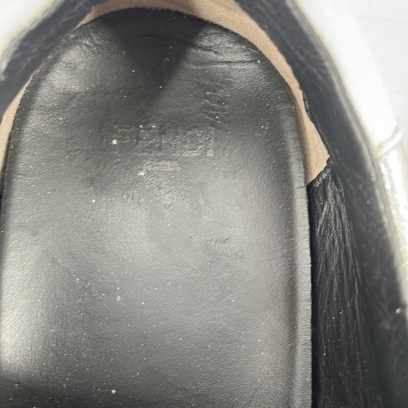 Fendi Silver Metallic Knit Logo
Sneakers Fendi EU sz 38 - Picture 5 of 16